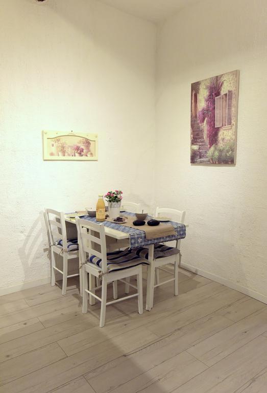 Great Flat In The Old Town Up To 4 Apartment Nice Luaran gambar